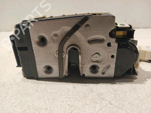 Front right lock MERCEDES-BENZ GLA-CLASS (X156) GLA 200 (156.943) | BP18277072C97 