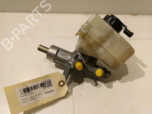 Used Brake master cylinder BMW X1 (E84) sDrive 18 d (143 hp) 16286040