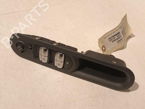 Used Switch MINI MINI COUNTRYMAN (F60) One (102 hp) 25023381