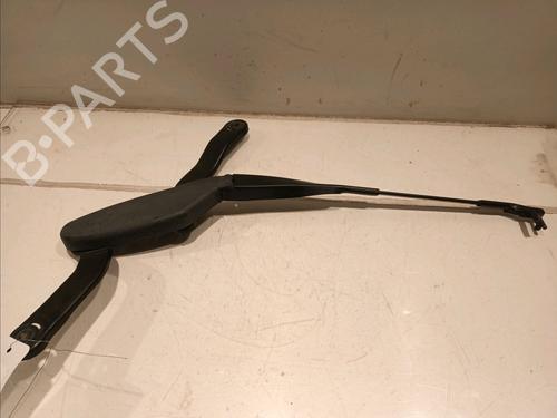 Used Front windshield wiper arm MERCEDES-BENZ CLS (C219) CLS 350 (219.356) (272 hp) 16332374
