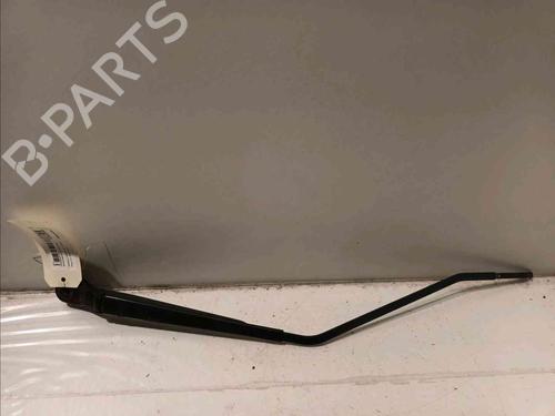 Used Front windshield wiper arm RENAULT SCÉNIC III (JZ0/1_) 1.5 dCi (110 hp) 20930635