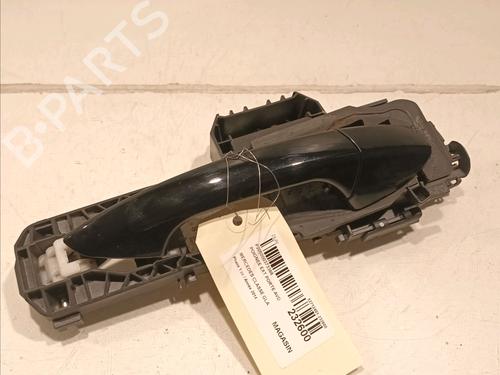 Used Front right exterior door handle MERCEDES-BENZ GLA-CLASS (X156) GLA 220 CDI 4-matic (156.905) (170 hp) 16486982