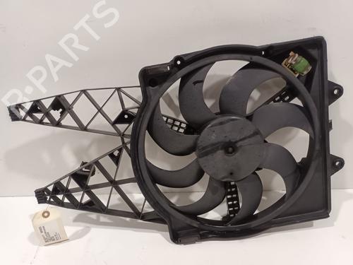 Used Radiator fan FIAT PUNTO (199_) 1.3 D Multijet (75 hp) 23336252