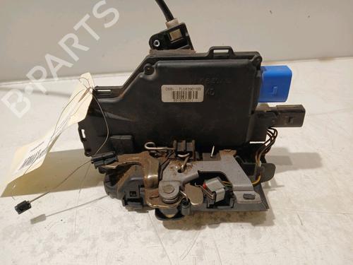 Used Rear right lock VW TOUAREG (7LA, 7L6, 7L7) 5.0 V10 TDI (313 hp) 17371194