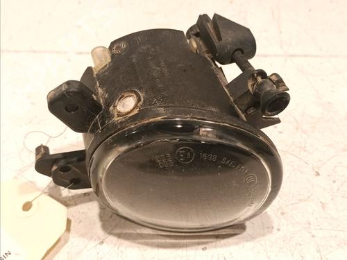 Faro Antiniebla delantero derecho MERCEDES-BENZ GLA-CLASS (X156) GLA 200 (156.943) (156 hp) 18277088