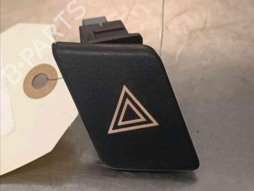 Used Warning switch TOYOTA YARIS (_P9_) 1.4 D-4D (NLP90_, NLP90R) (90 hp) 21686295