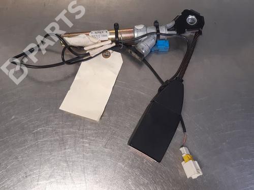 HELLA ABS-SENSOR RADDREHZAHL HINTEN RECHTS Passend Für RENAULT CLIO