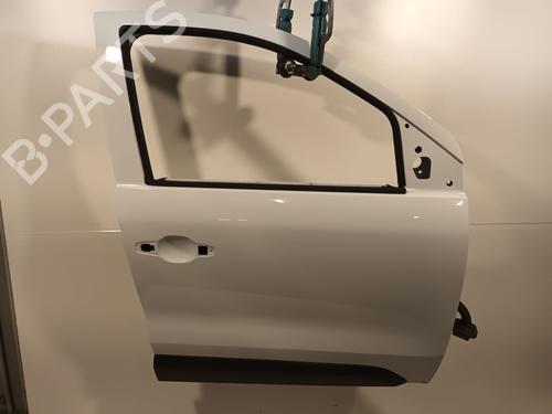 Used Right front door Right front door 37485096 37485096