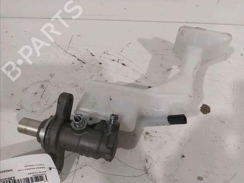 Used Brake master cylinder RENAULT KOLEOS II (HC_) 1.7 BLUE dCi 150 (HCA7) (150 hp) 30476241