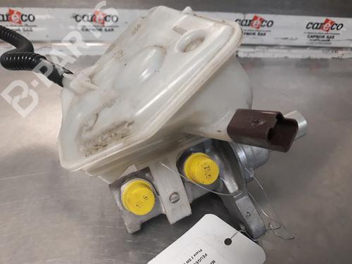 master-brake-peugeot-307-break-3e-20-hdi-135-4601v1-2002-2003-2004-2005-2006-2007-2008-2009-9329645 main image