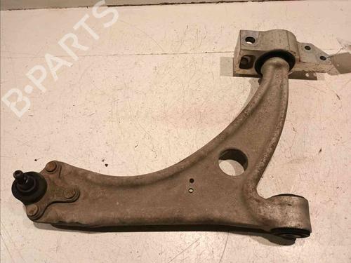 Used Right front suspension arm AUDI Q3 (8UB, 8UG) [2011-2020]  20606153