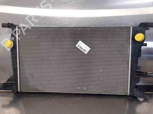 Used Water radiator Water radiator 38770444 38770444