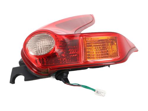 Used Right taillight Right taillight NISSAN JUKE (F15) 1.6 (94 hp) 33650384 33650384