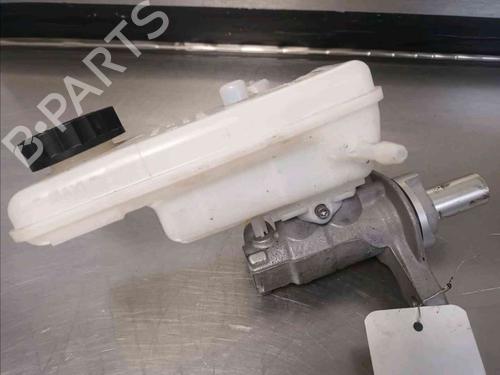 Used Brake master cylinder RENAULT KANGOO Express (FW0/1_) [2008-2025]  21083747
