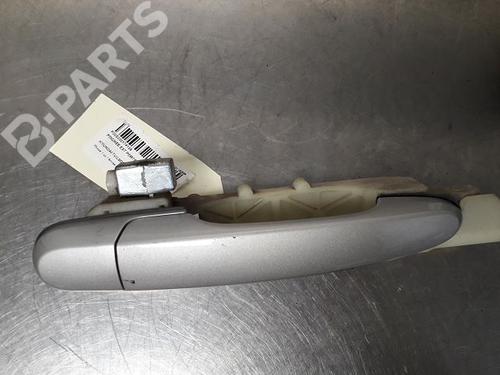 Used Rear right exterior door handle Rear right exterior door handle HYUNDAI TUCSON (JM) 2.0 CRDi All-wheel Drive (140 hp) 9325393 9325393