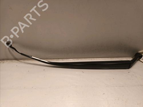 Used Front windshield wiper arm TOYOTA AURIS Estate (_E18_) 1.8 Hybrid (ZWE186_, ZWE186R, ZWE186H) (136 hp) 15643187