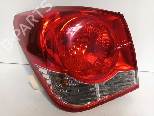 Used Left taillight CHEVROLET CRUZE (J300) 2.0 CDI (125 hp) 13013973