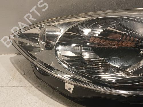 Left headlight PEUGEOT 1007 (KM_) 1.4 HDi | BP20606660C28 