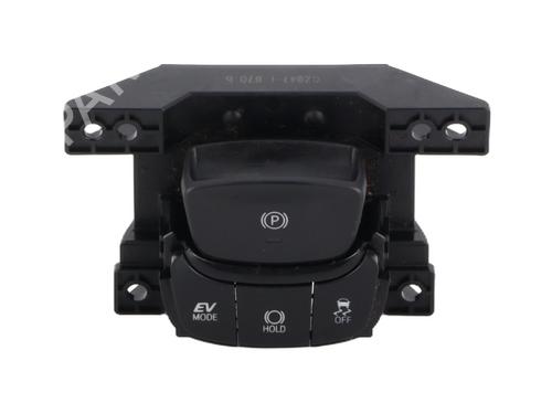 switch-toyota-c-hr-_x1_-2016-32312886 main image