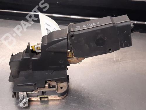 Used Front right lock VOLVO V40 Estate (645) 1.9 DI (115 hp) 9331312