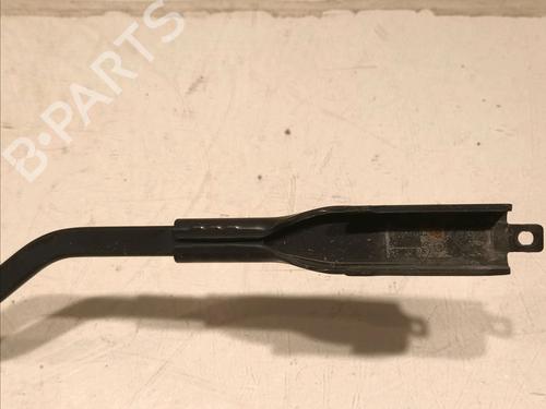 Front windshield wiper arm BMW 1 (F20) 116 d | BP16740509C143 