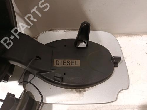 Fuel flap RENAULT CLIO III (BR0/1, CR0/1) 1.5 dCi (C/BR0G, C/BR1G) | BP15902988C131 