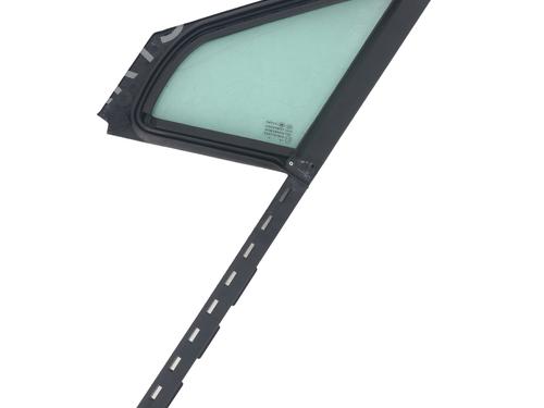 Front right quarter glass CITROËN C4 II (NC_) 1.6 HDi 90 | BP29933595C112
