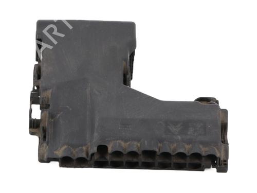 Fuse box PEUGEOT 508 I (8D_) 1.6 HDi | BP28418937E1 