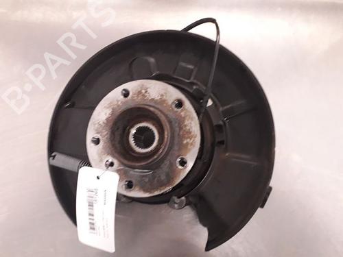 Used Left rear steering knuckle BMW 1 (E87) 116 d (116 hp) 14861938