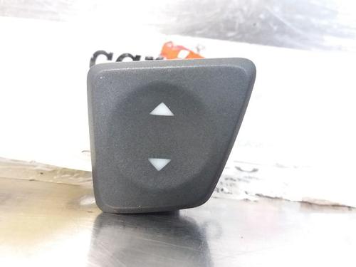 Used Right front window switch FIAT 500 (312_) 1.3 D Multijet (312AXB1A) (75 hp) 9328586