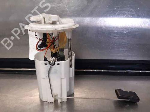 Used Fuel pump RENAULT GRAND SCÉNIC III (JZ0/1_) 1.6 E85 (JZ03, JZ1Y) (110 hp) 32132005