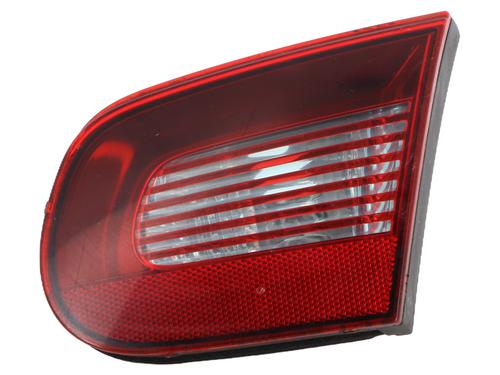 Used Right tailgate light VW EOS (1F7, 1F8) 2.0 TDI (140 hp) 31825128