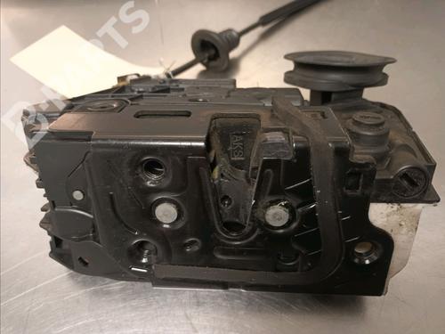 Rear right lock VW GOLF VI (5K1) 2.0 TDI | BP12065544C99 