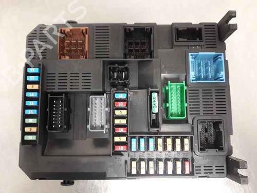 Used Fuse box PEUGEOT 208 I (CA_, CC_) 1.2 VTi 68 / PureTech 68 (68 hp) 30095563