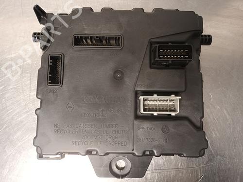 Used Fuse box RENAULT MASTER III Van (FV) [2010-2025]  21781664