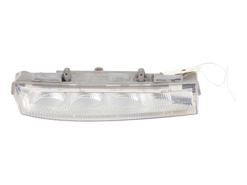 right-daytime-light-mercedes-benz-c-class-coupe-c204-2011-37259077 main image