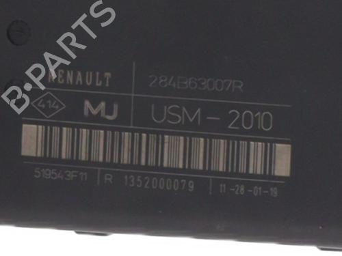 Fuse box RENAULT MASTER III Van (FV)  | BP32078769E1 