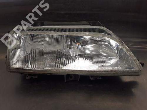 Used Right headlight CITROËN XANTIA (X2) 1.8 i 16V (110 hp) 9319761