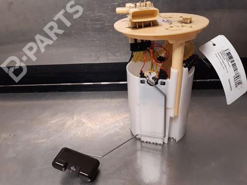 Used Fuel pump RENAULT MEGANE IV Hatchback (B9A/M/N_) 1.6 dCi 130 (B9A4) (130 hp) 9332269