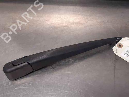 rear-windshield-wiper-arm-renault-clio-iv-bh_-2012-2013-2014-2015-2016-2017-2018-2019-2020-2021-39119029 main image