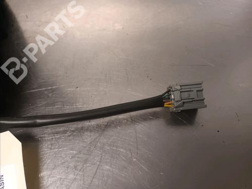 Right mirror FORD MONDEO III (B5Y) 2.0 TDCi | BP10683556C27 