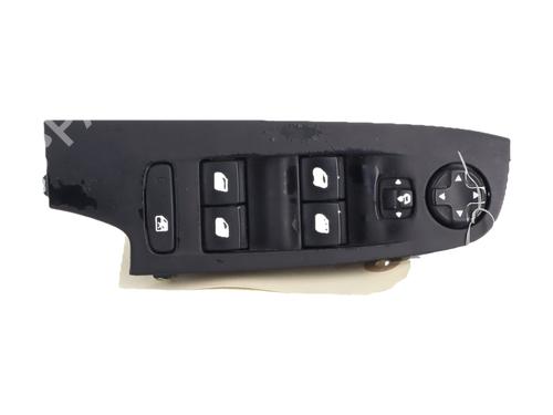 switch-citroen-c4-grand-picasso-ii-da_-de_-2013-38949635 main image