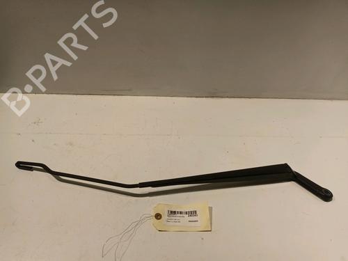 Used Front windshield wiper arm PEUGEOT 206 Hatchback (2A/C) 1.9 D (69 hp) 17662780