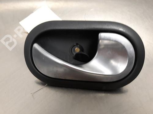 Used Front right interior door handle Front right interior door handle RENAULT MODUS / GRAND MODUS (F/JP0_) 1.5 dCi (FP0D, JP0D) (82 hp) 9320753 9320753