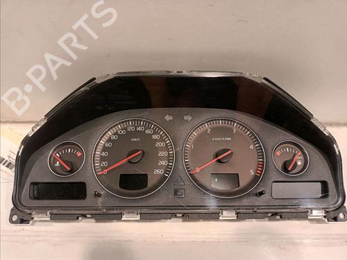 Used Instrument cluster VOLVO XC70 II (136) D5 AWD (185 hp) 14948016