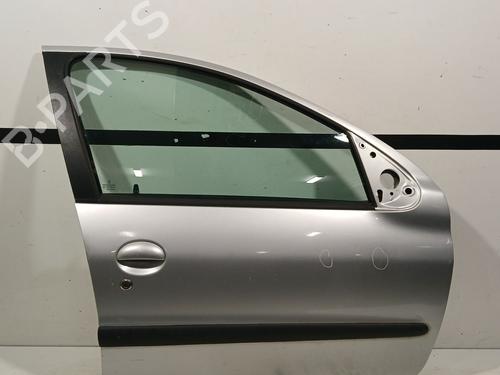 Used Right front door PEUGEOT 206 SW (2E/K) 2.0 HDi (90 hp) 20607616