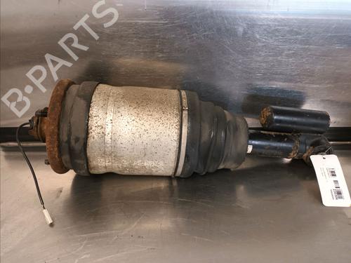 Used Right rear shock absorber LAND ROVER RANGE ROVER SPORT I (L320) 3.6 D 4x4 (272 hp) 13301061