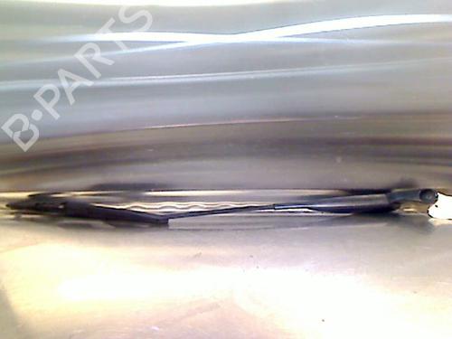 Used Front windshield wiper arm FORD KA (RU8) 1.2 (69 hp) 15741913