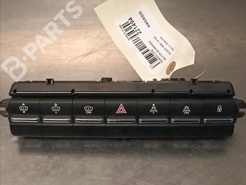 Used Warning switch PEUGEOT 5008 (0U_, 0E_) 1.6 HDi (110 hp) 10919595