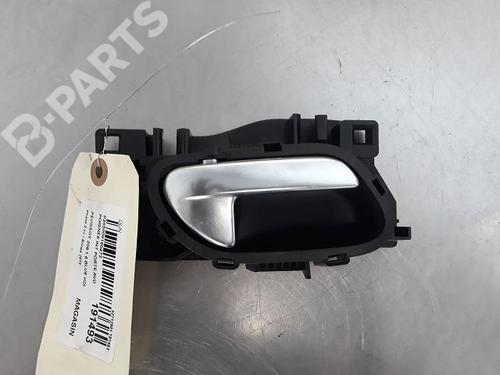 Used Front right interior door handle Front right interior door handle PEUGEOT 208 I (CA_, CC_) 1.6 BlueHDi 100 (100 hp) 9323648 9323648